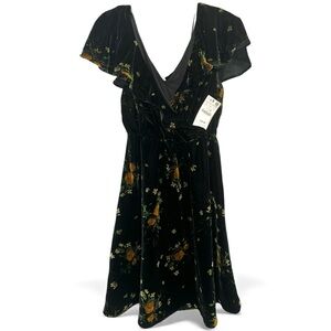 NWT Zara Floral velvet Dress
